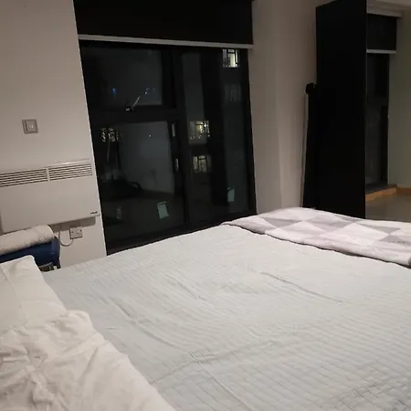 Jadwin Beautiful Room Share Toilet 2 People Londres Exterior foto